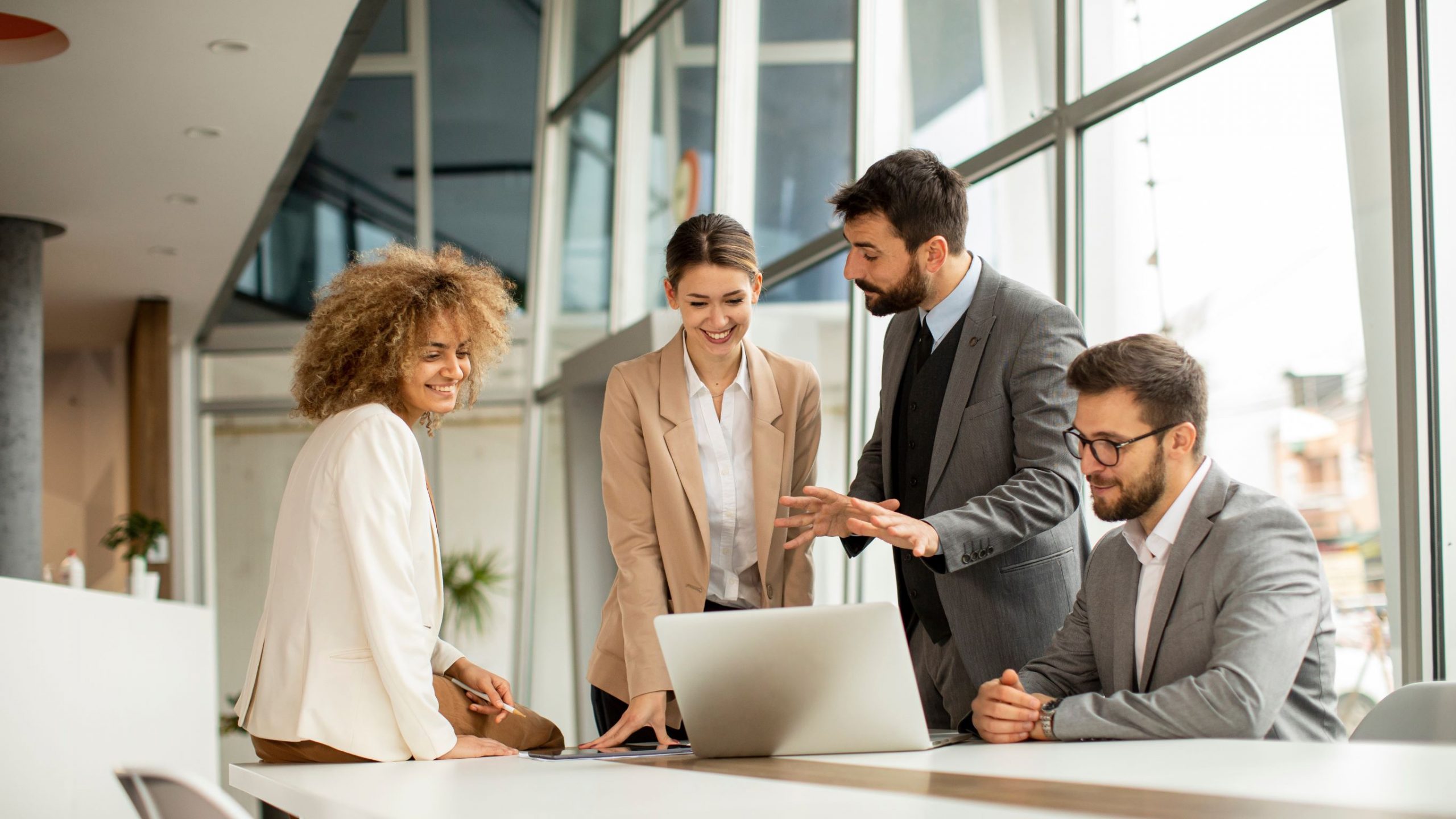 چگونه یک کسب و کار موفق راه اندازی کنیم؟